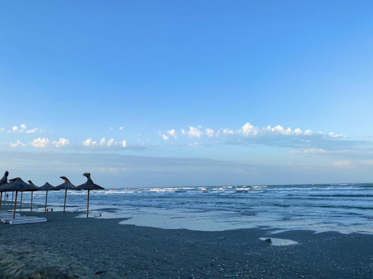 Rohan Studio One Apart otel Navodari Dış mekan fotoğraf