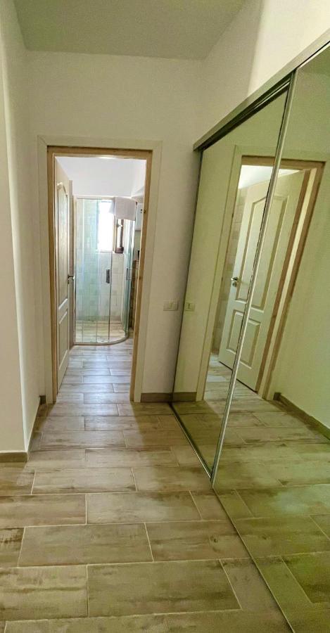 Rohan Studio One Apart otel Navodari Dış mekan fotoğraf