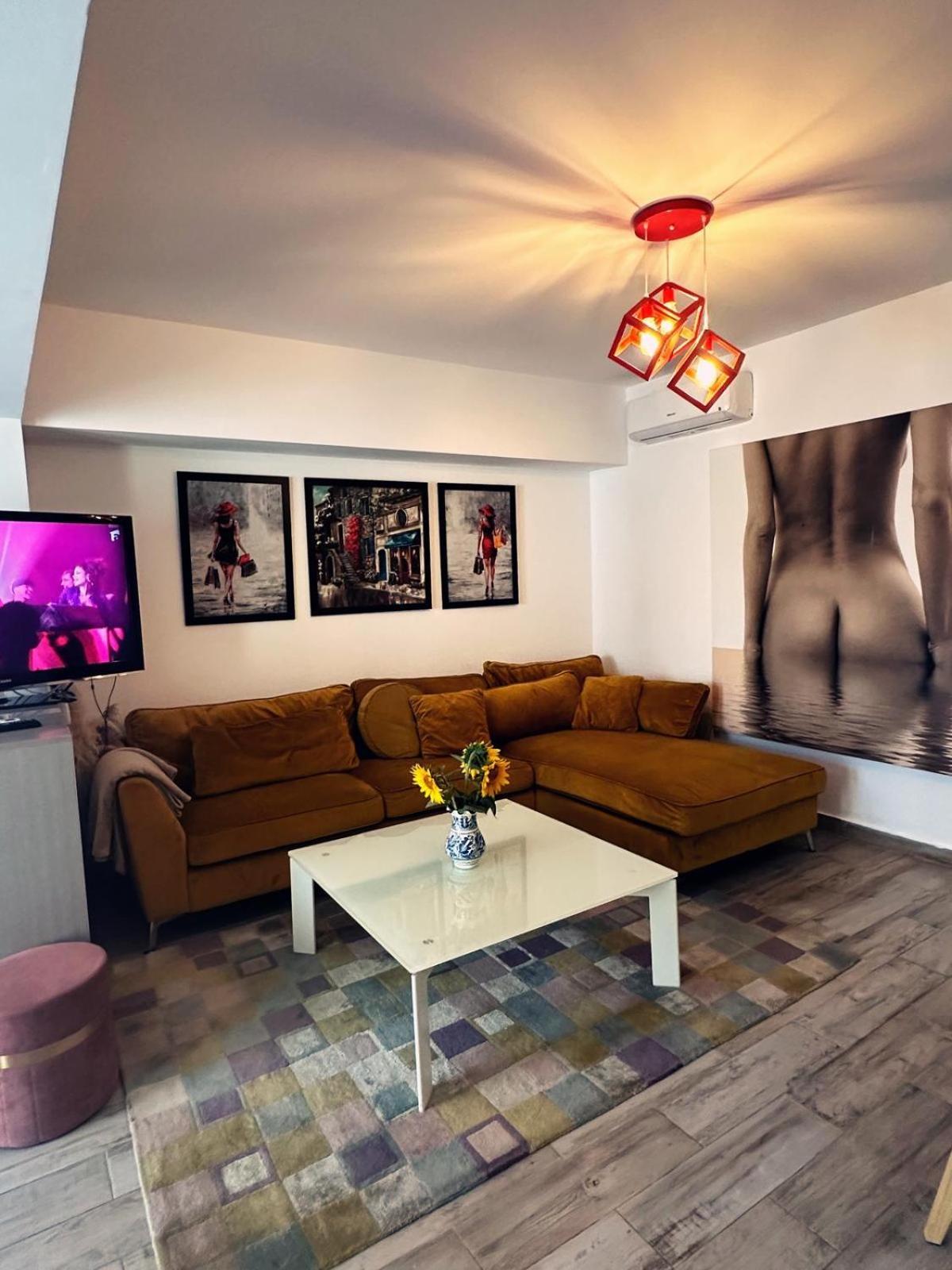 Rohan Studio One Apart otel Navodari Dış mekan fotoğraf